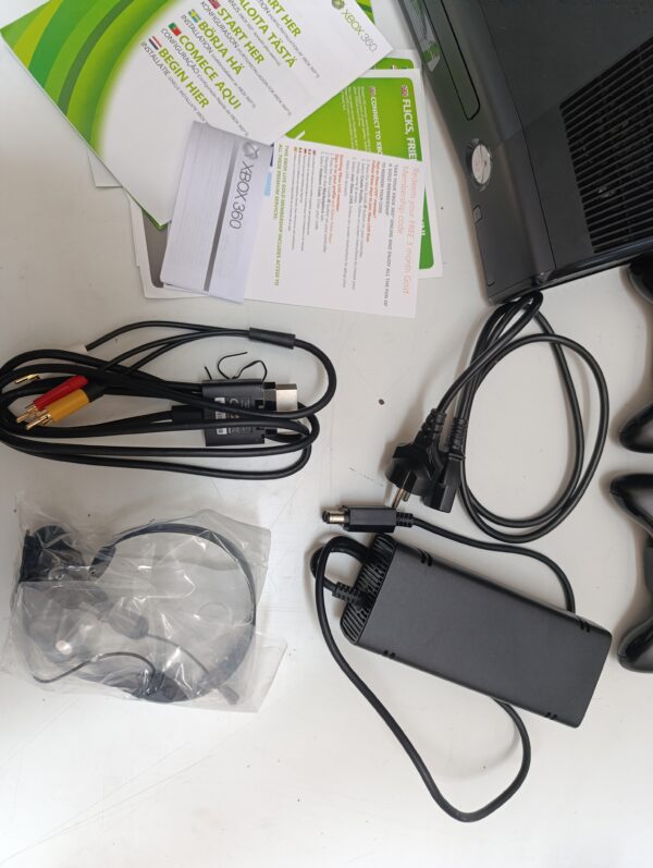 Console Slim 250Go noire - Afbeelding 7